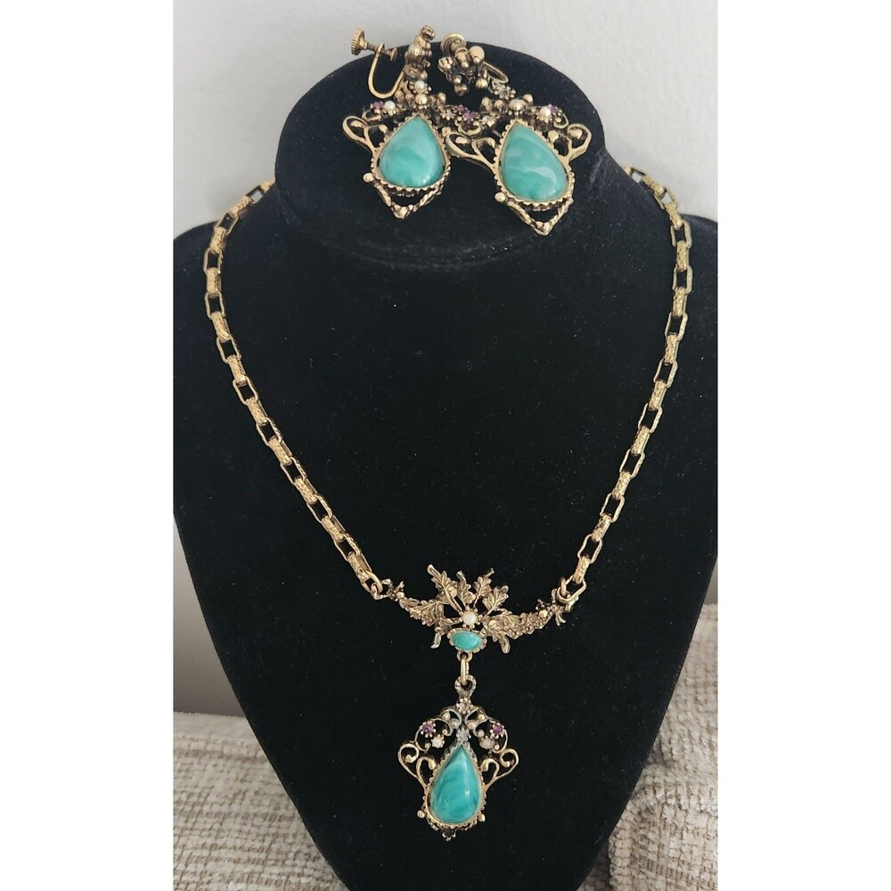 Vtg 1950s Selro Style Necklace Earrings Set Victorian Revival Green Glass  AS IS